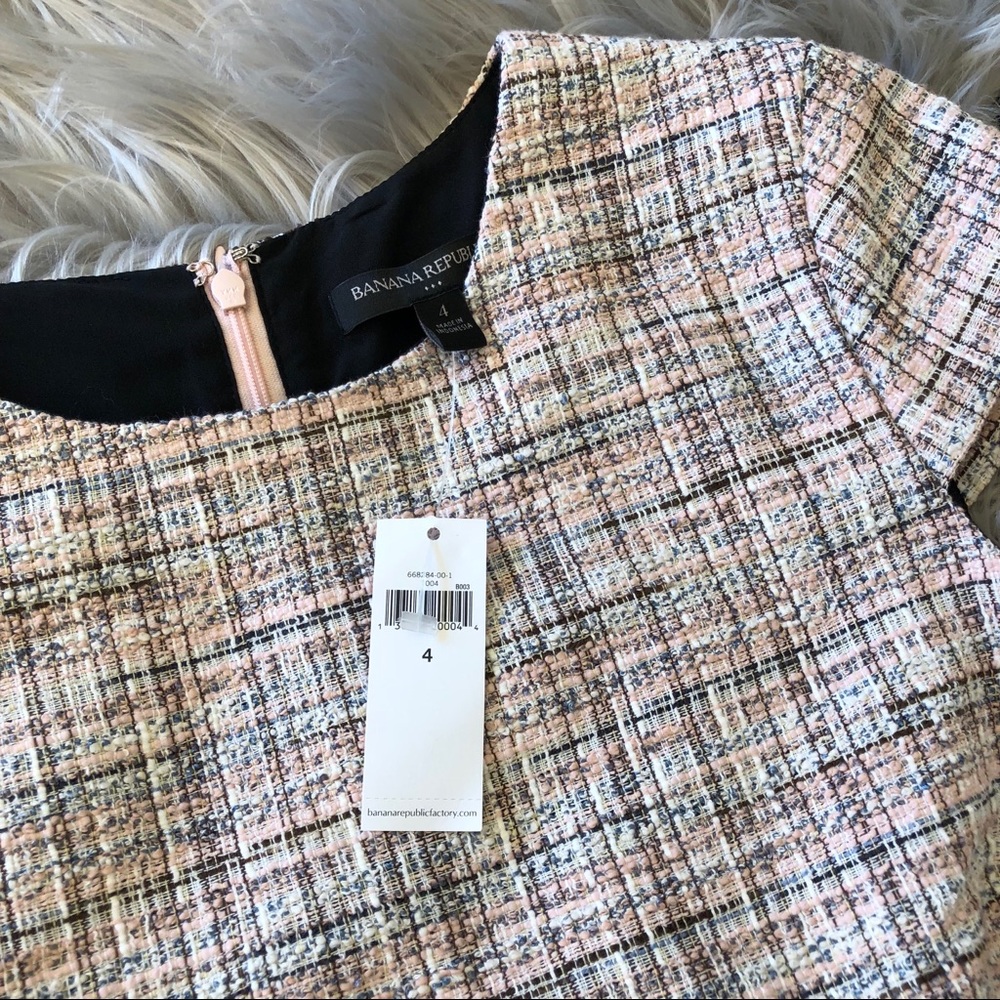 SOLD NWT Tweed Boucle Cap-Sleeve Sheath Dress - Picture 2 of 7